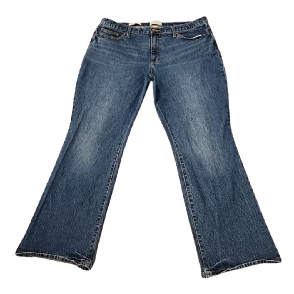 [Universal Thread] Hi Rise Bootcut Jeans - Size 16/33 - Picture 2 of 9
